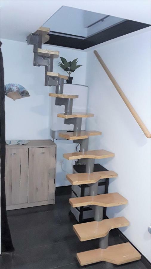 R.i.s.- Rest In Siska Apartment
